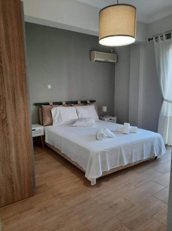 Apartamento House Dimitris & Vicky Atenas Exterior foto